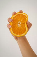 Ladda upp bild till gallerivisning, Hagi shower gel Spicy Orange Duschgel
